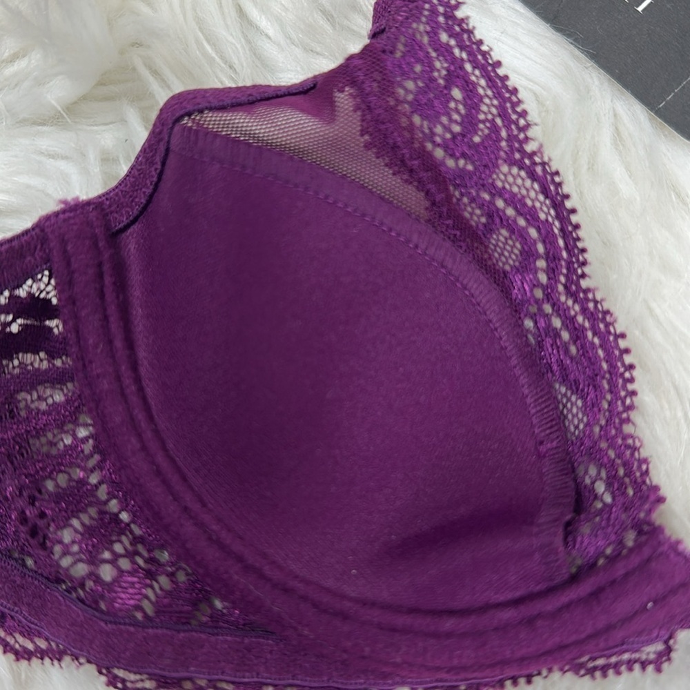 Natori Purple Wine Lace Triangle Bralette Intimates 30A NWT - Picture 8 of 8